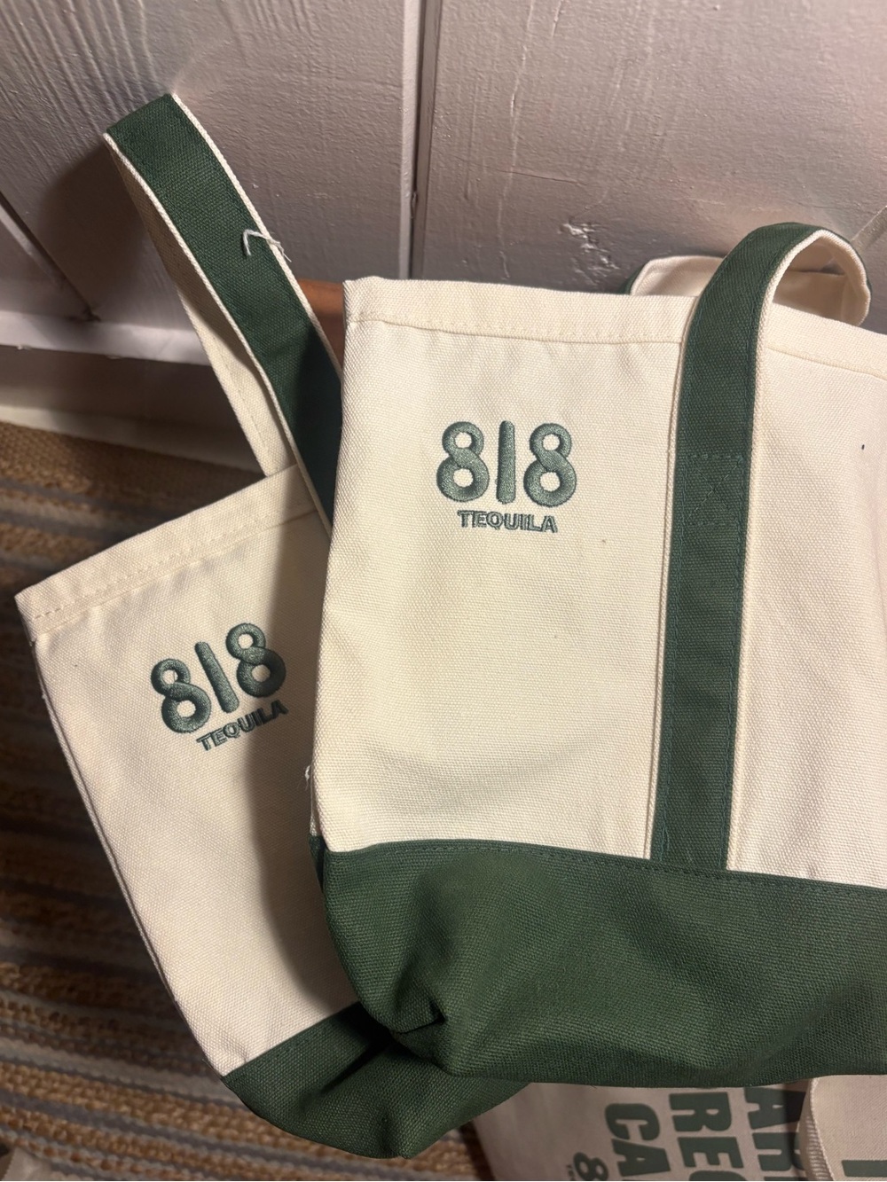 818 by Kendall Jenner - NEW totes
